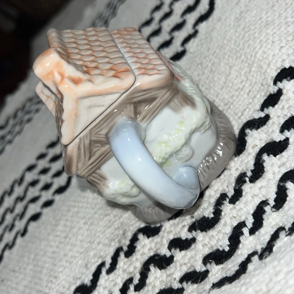 Vintage Detailed Mini Decorative Teapot NWOT - Picture 5 of 9